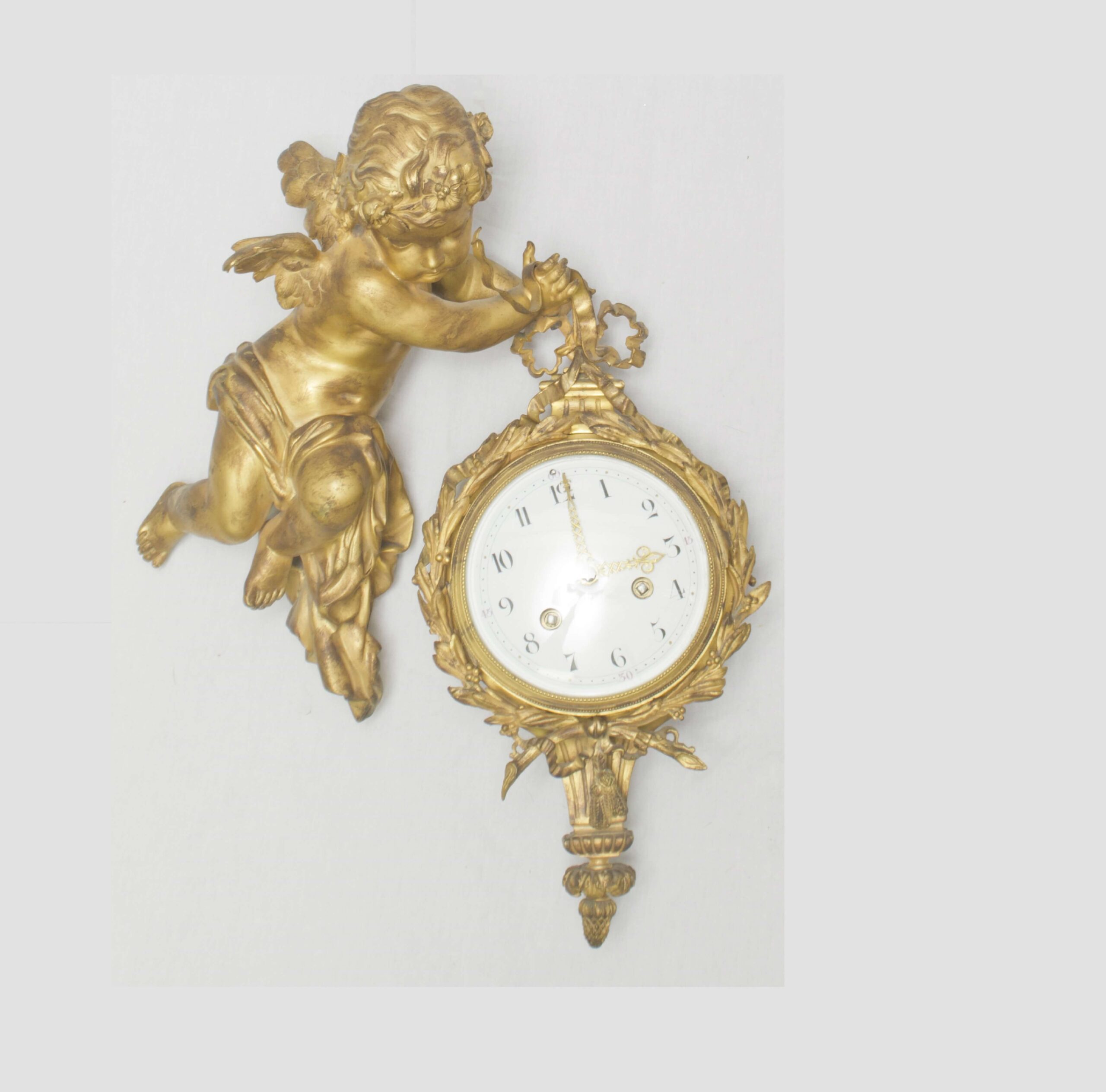 Reloj de pared con angelito en ormolu 040