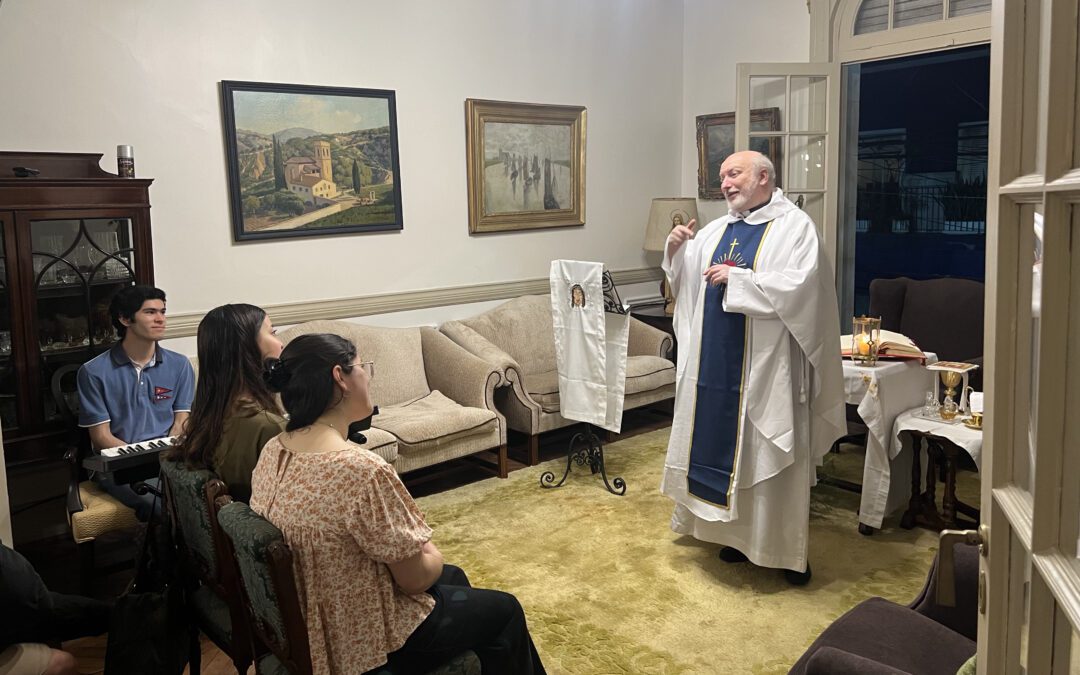 La residencia femenina celebró a Sta. Teresita 