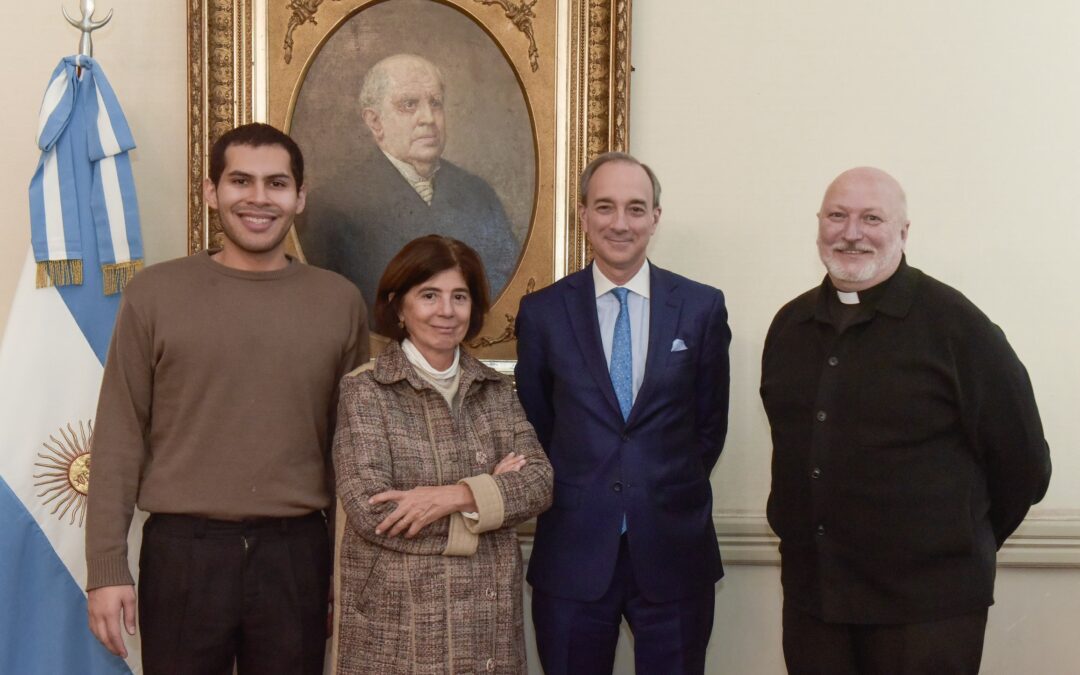 Audiencia con el secretario de Educación Nacional